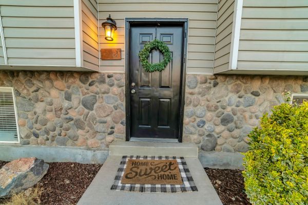 Stone Siding Replacement in Puyallup